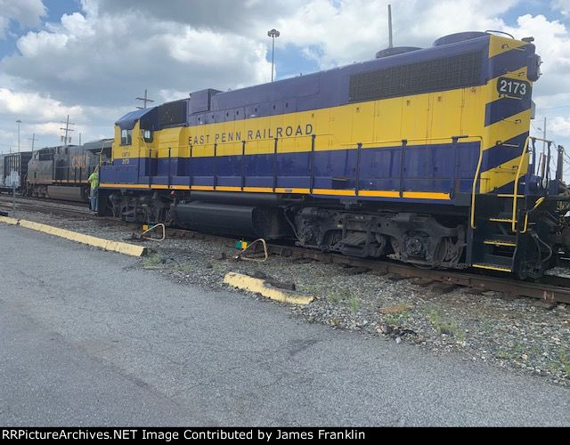 A pair of East Penn GP-38-2s